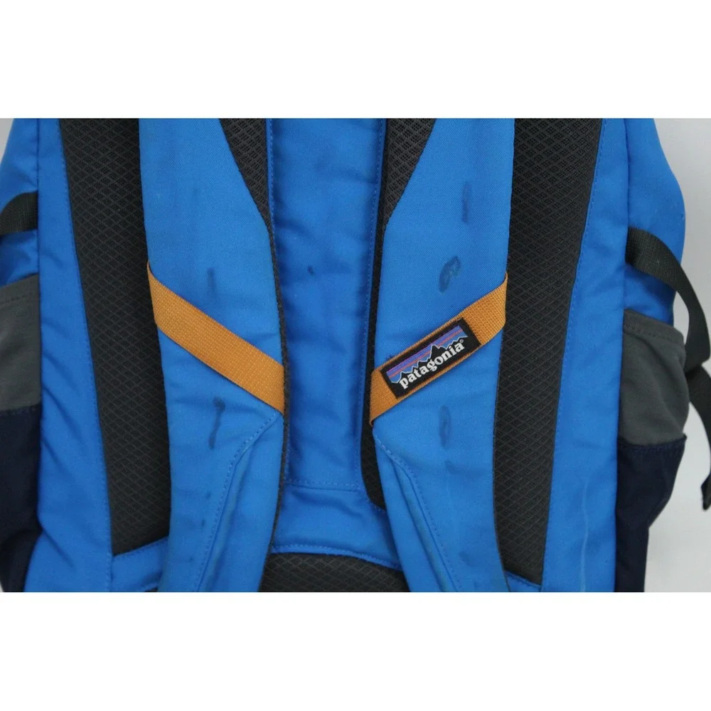 Patagonia Chacabuco 32L Backpack Blue Navy Hiking Travel Daypack Laptop Bag